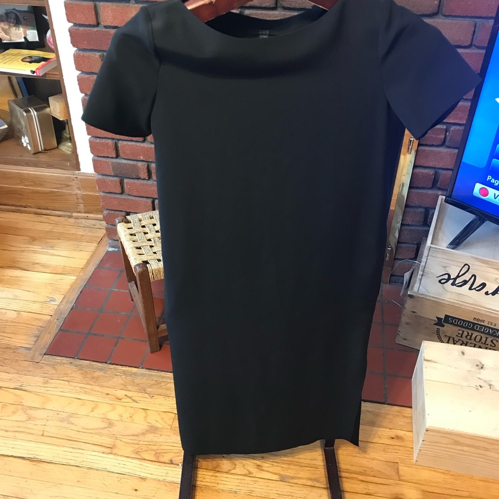 Brand new COS dress with high side splits size M